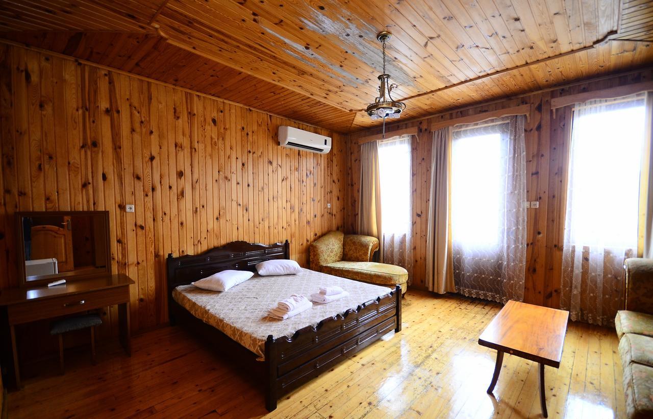 Zebo Batumi Exterior photo